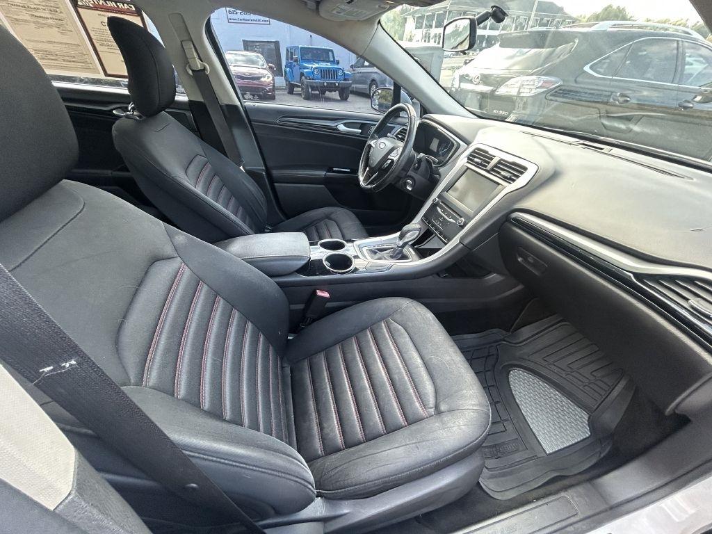 Ford Fusion 4dr Sdn SE FWD 2014