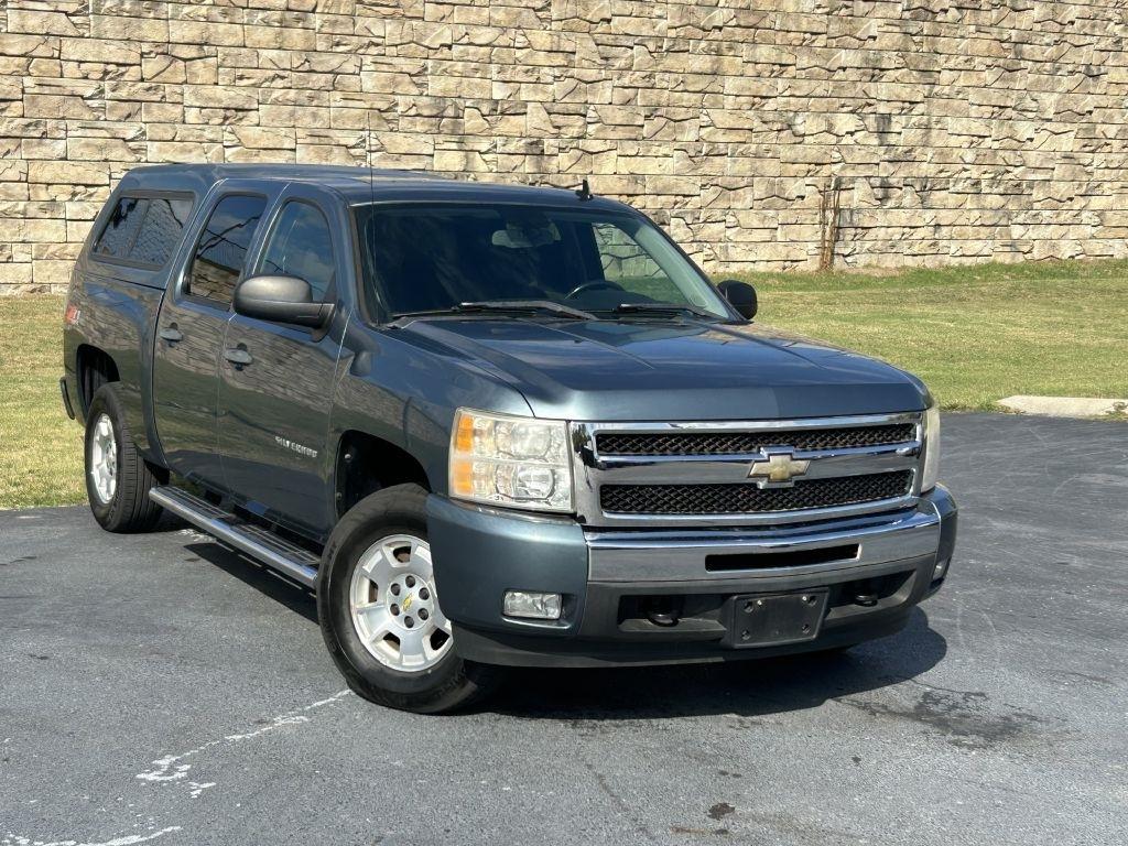 2011 Chevrolet Silverado 1500 4WD Crew Cab 143.5" LT