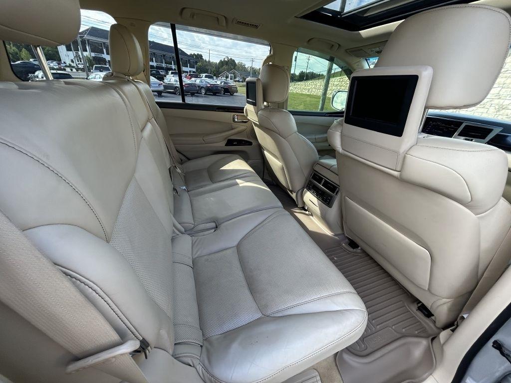Lexus LX 570 4WD 4dr 2013