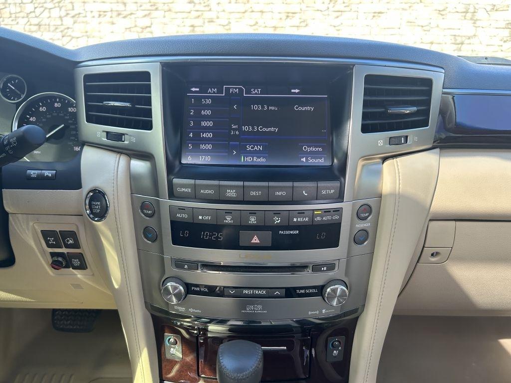 Lexus LX 570 4WD 4dr 2013