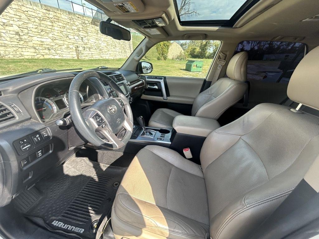 Toyota 4Runner TRD Off Road Premium 4WD (Natl) 2018