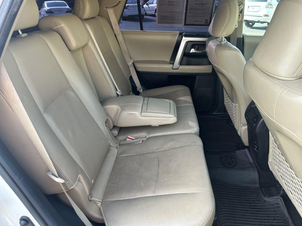 Toyota 4Runner TRD Off Road Premium 4WD (Natl) 2018