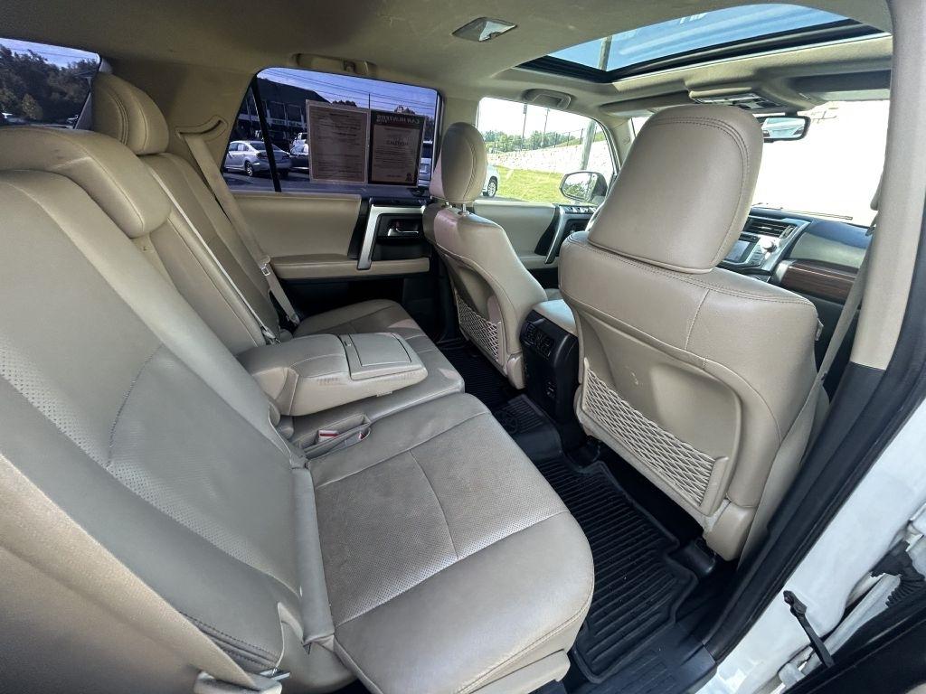 Toyota 4Runner TRD Off Road Premium 4WD (Natl) 2018