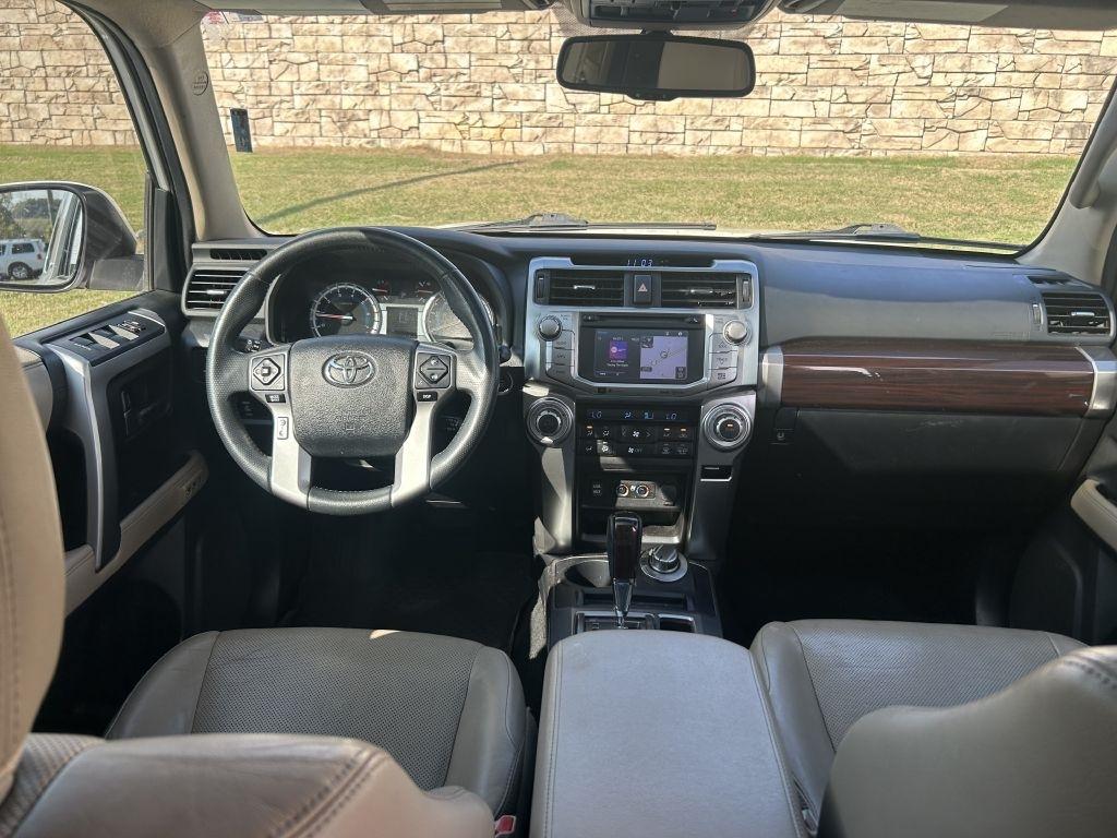 Toyota 4Runner TRD Off Road Premium 4WD (Natl) 2018
