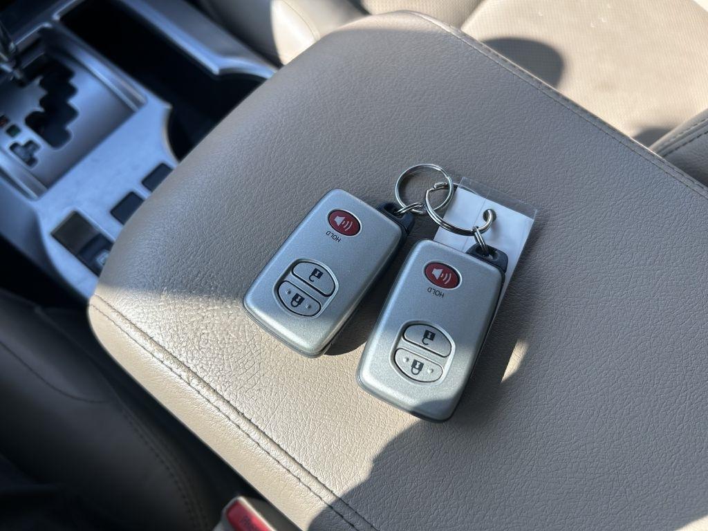 Toyota 4Runner TRD Off Road Premium 4WD (Natl) 2018