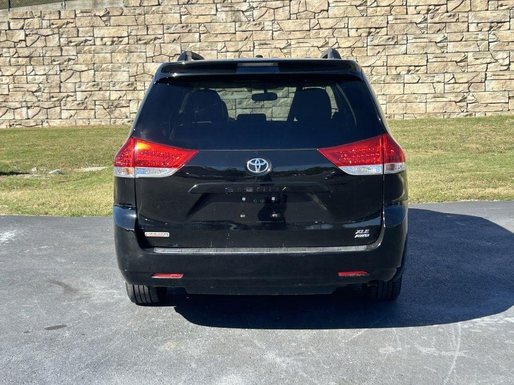 Toyota Sienna 5dr 7-Pass Van V6 Ltd AWD (Natl) 2014