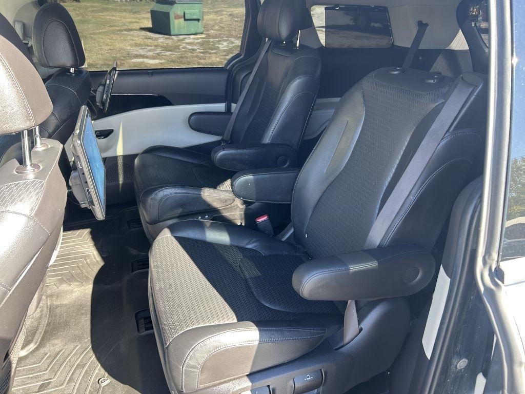 Kia Carnival SX Prestige FWD 2022