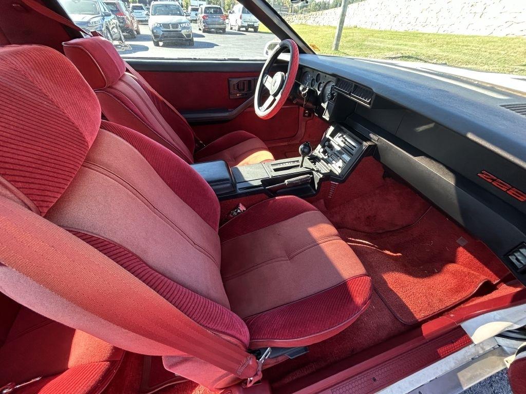 Chevrolet Camaro  1985