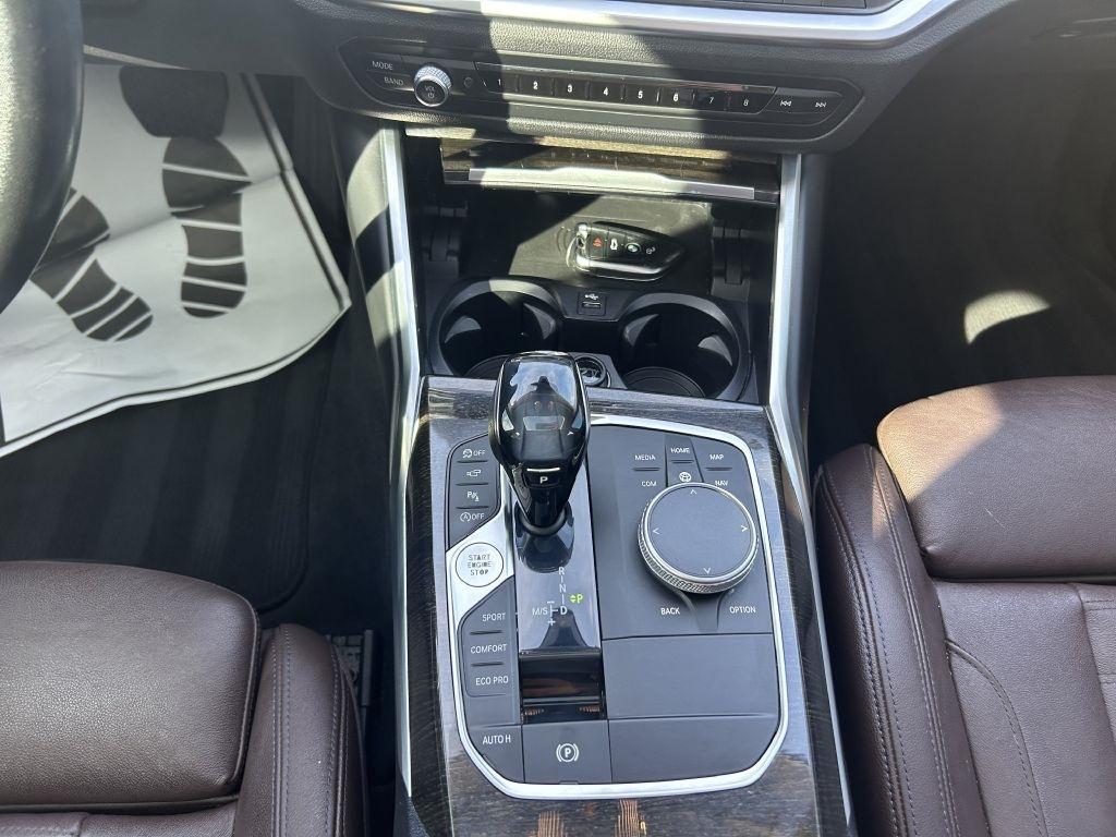 BMW 3 Series 330i xDrive Sedan North America 2019