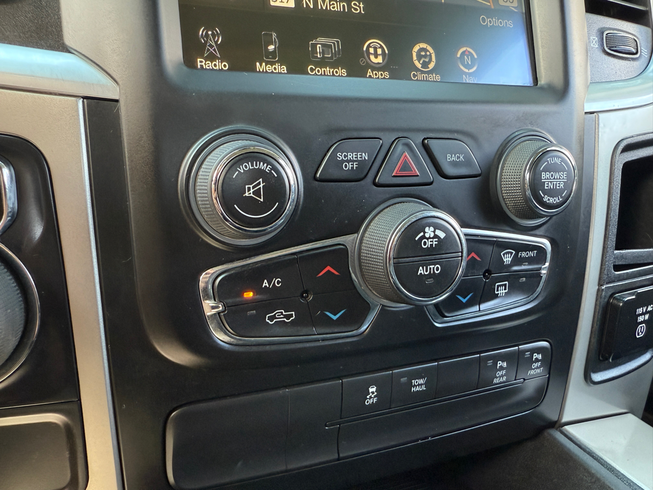2017 Ram 1500 Lone Star photo 14