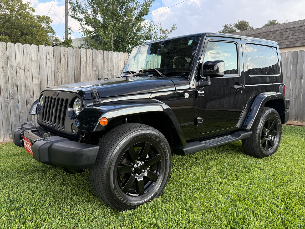 Jeep Wrangler Sahara 4WD 2014 Jeep Wrangler Sahara 4WD 2014