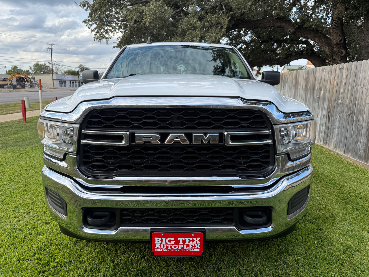 RAM 2500 Tradesman Crew Cab SWB 4WD 2019 RAM 2500 Tradesman Crew Cab SWB 4WD 2019