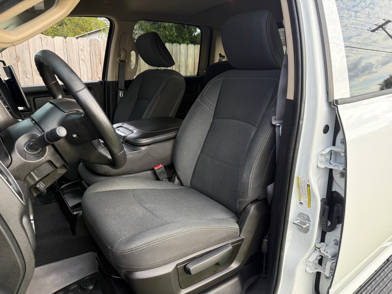 RAM 2500 Tradesman Crew Cab SWB 4WD 2019 RAM 2500 Tradesman Crew Cab SWB 4WD 2019