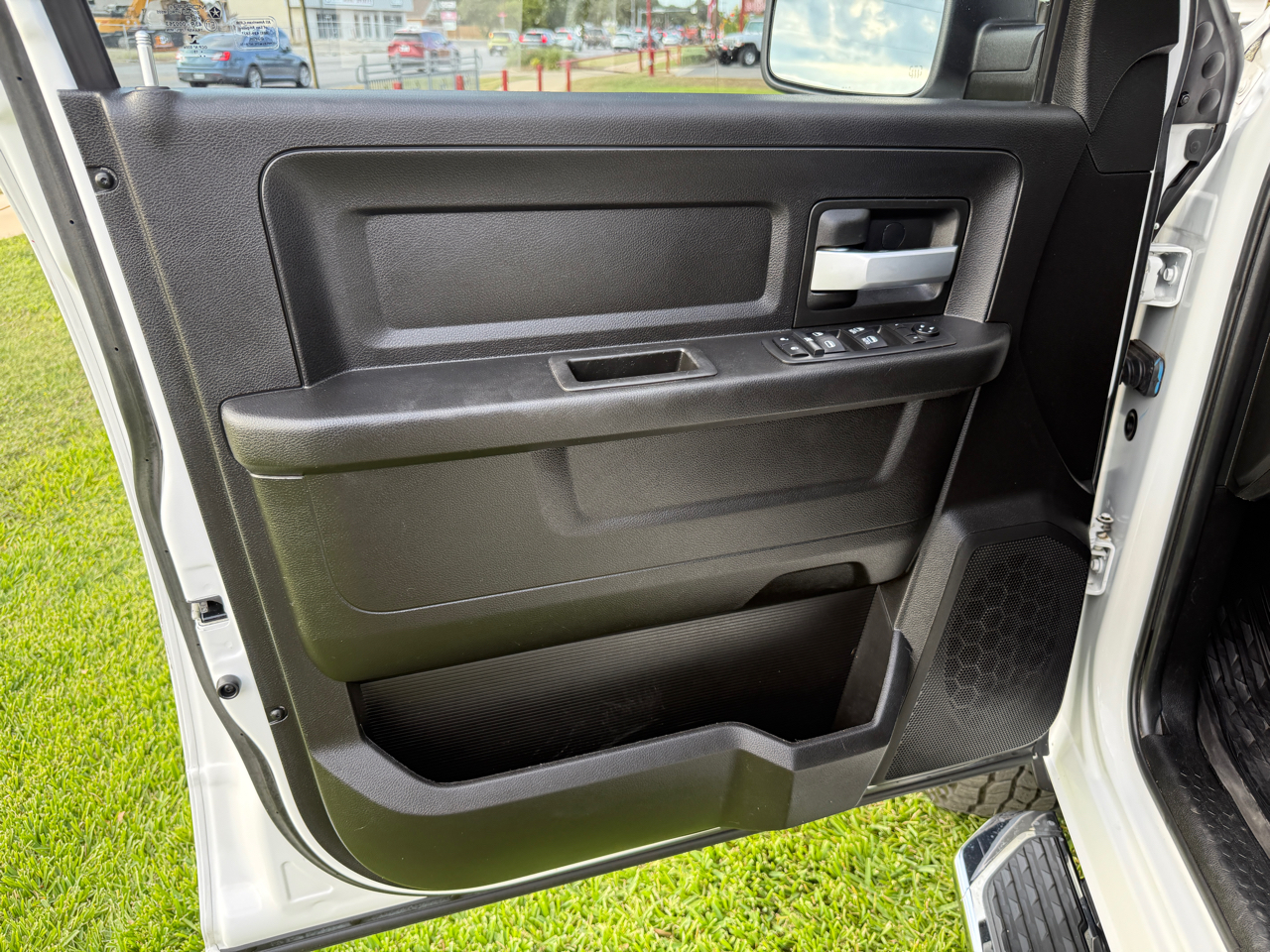 RAM 2500 Tradesman Crew Cab SWB 4WD 2019 RAM 2500 Tradesman Crew Cab SWB 4WD 2019