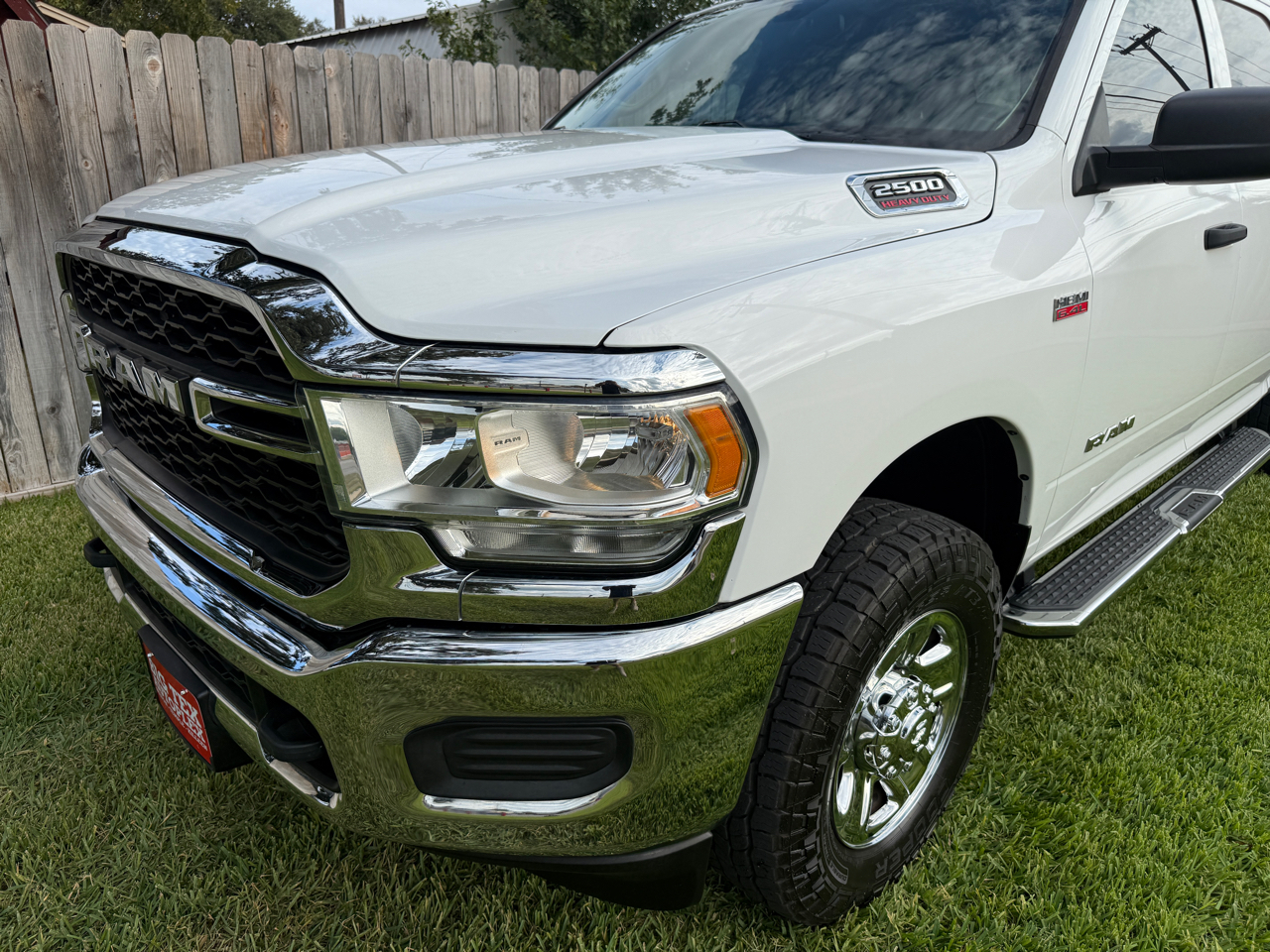 RAM 2500 Tradesman Crew Cab SWB 4WD 2019 RAM 2500 Tradesman Crew Cab SWB 4WD 2019