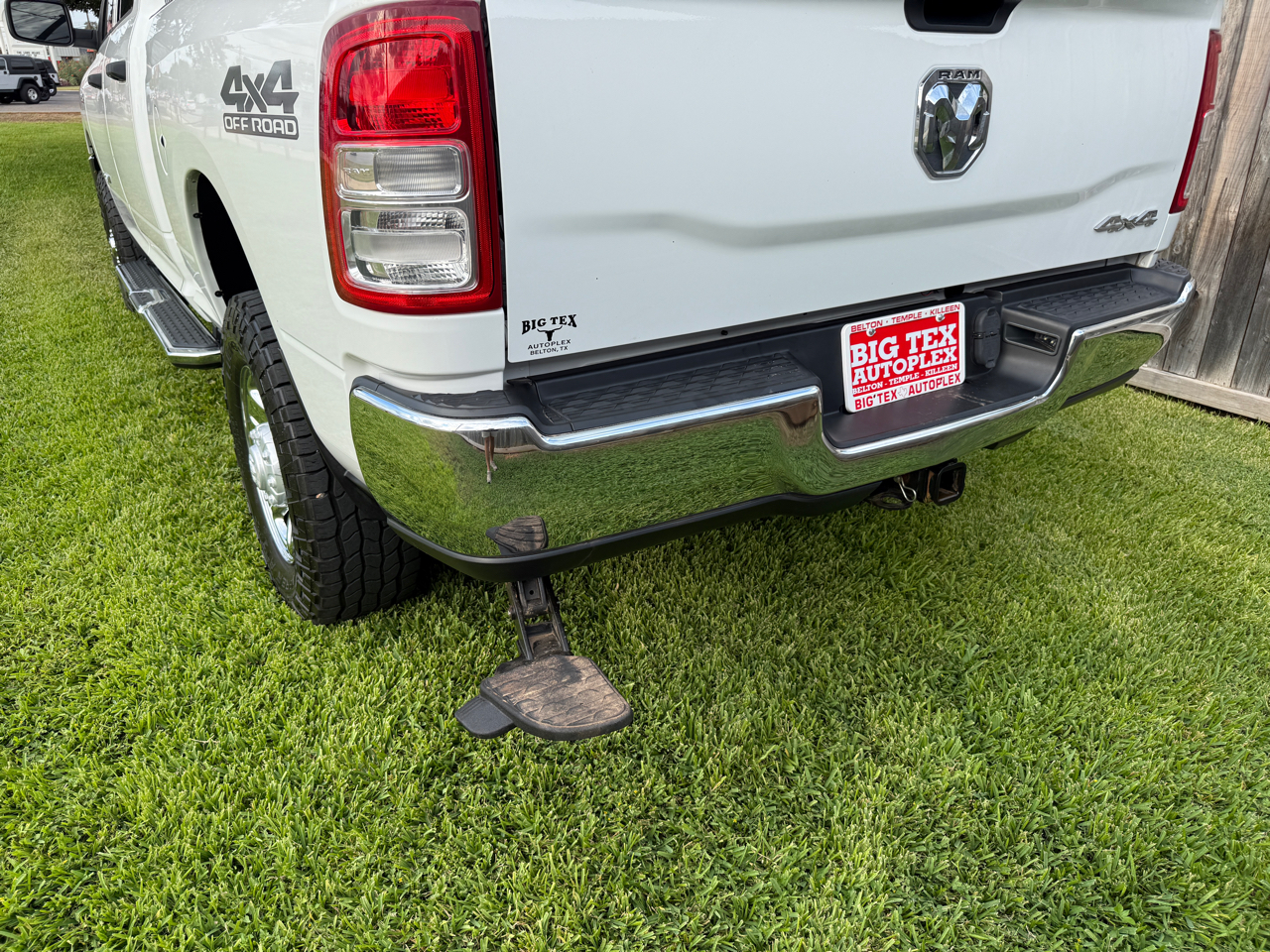 RAM 2500 Tradesman Crew Cab SWB 4WD 2019 RAM 2500 Tradesman Crew Cab SWB 4WD 2019
