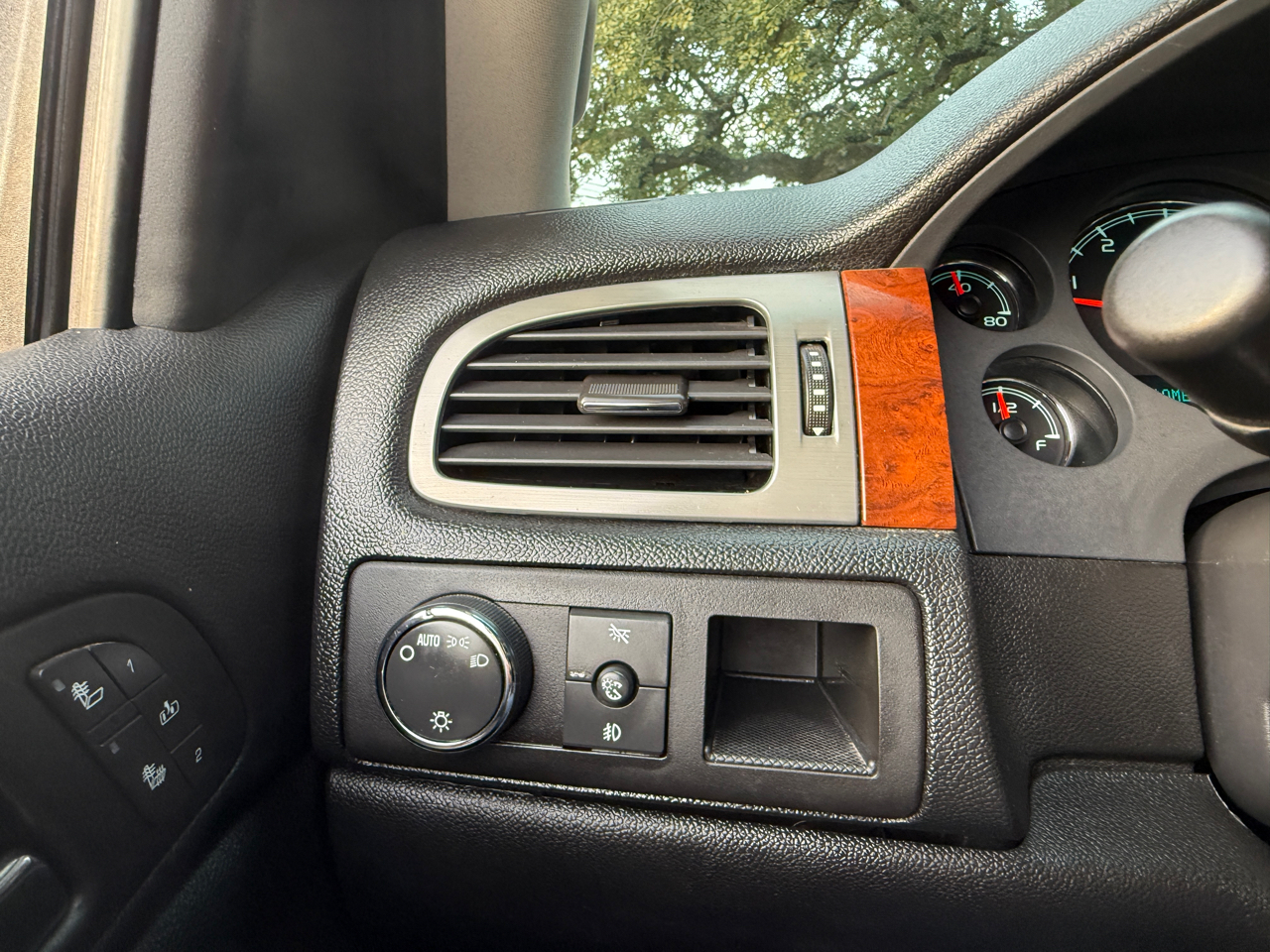 Chevrolet Silverado 1500 LTZ Crew Cab 2WD 2008