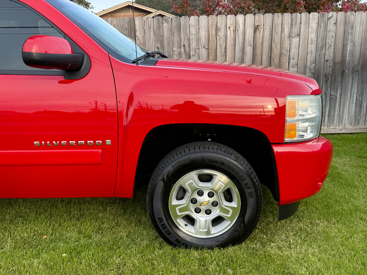 Chevrolet Silverado 1500 LTZ Crew Cab 2WD 2008