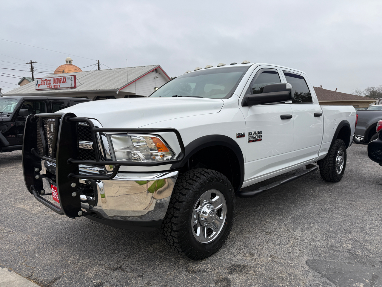 2017 RAM 2500 Tradesman Crew Cab SWB 4WD