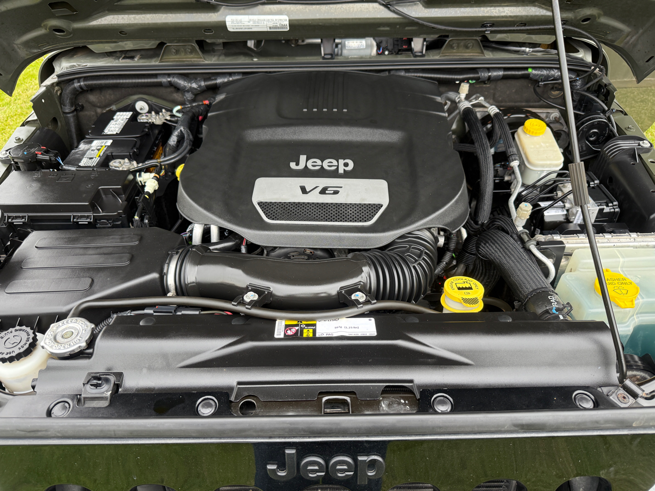 Jeep Wrangler Sport 4WD 2015