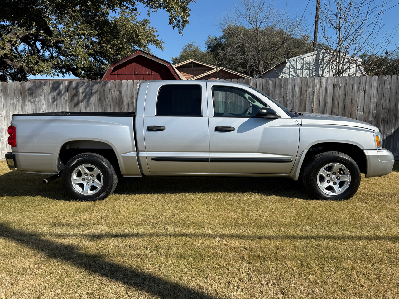 Dodge Dakota SLT Quad Cab 2WD 2006