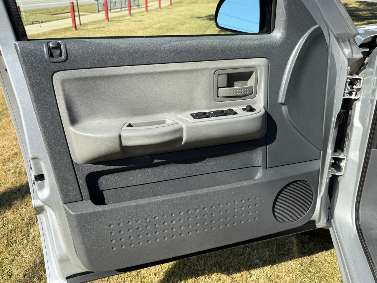 Dodge Dakota SLT Quad Cab 2WD 2006