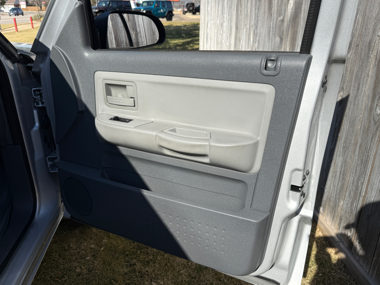 Dodge Dakota SLT Quad Cab 2WD 2006