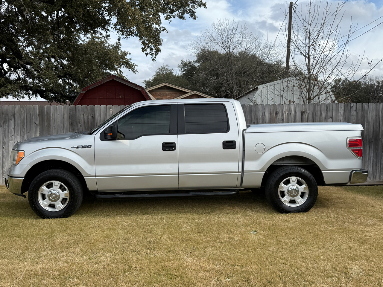 Ford F-150 XLT SuperCrew 5.5-ft. Bed 2WD 2012