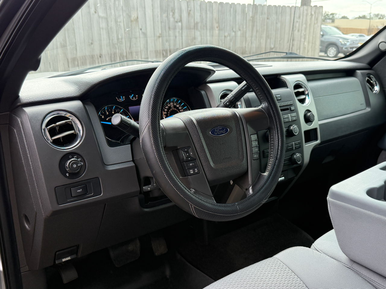 Ford F-150 XLT SuperCrew 5.5-ft. Bed 2WD 2012