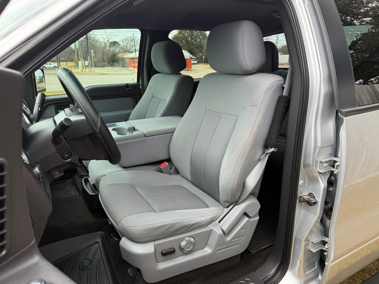 Ford F-150 XLT SuperCrew 5.5-ft. Bed 2WD 2012