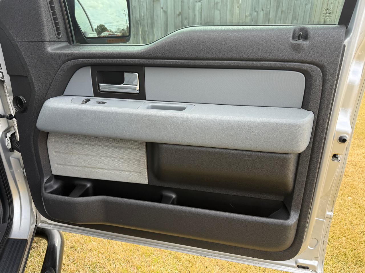 Ford F-150 XLT SuperCrew 5.5-ft. Bed 2WD 2012