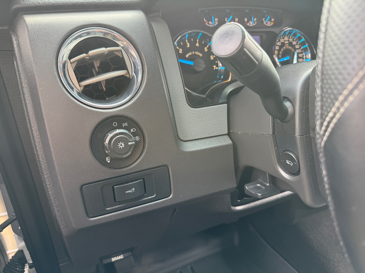 Ford F-150 XLT SuperCrew 5.5-ft. Bed 2WD 2012