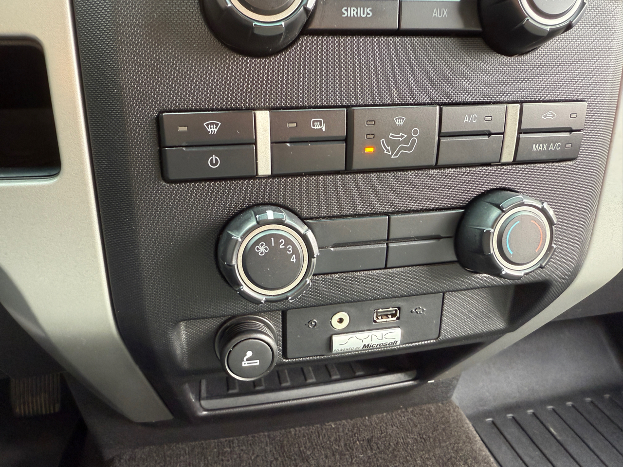 Ford F-150 XLT SuperCrew 5.5-ft. Bed 2WD 2012