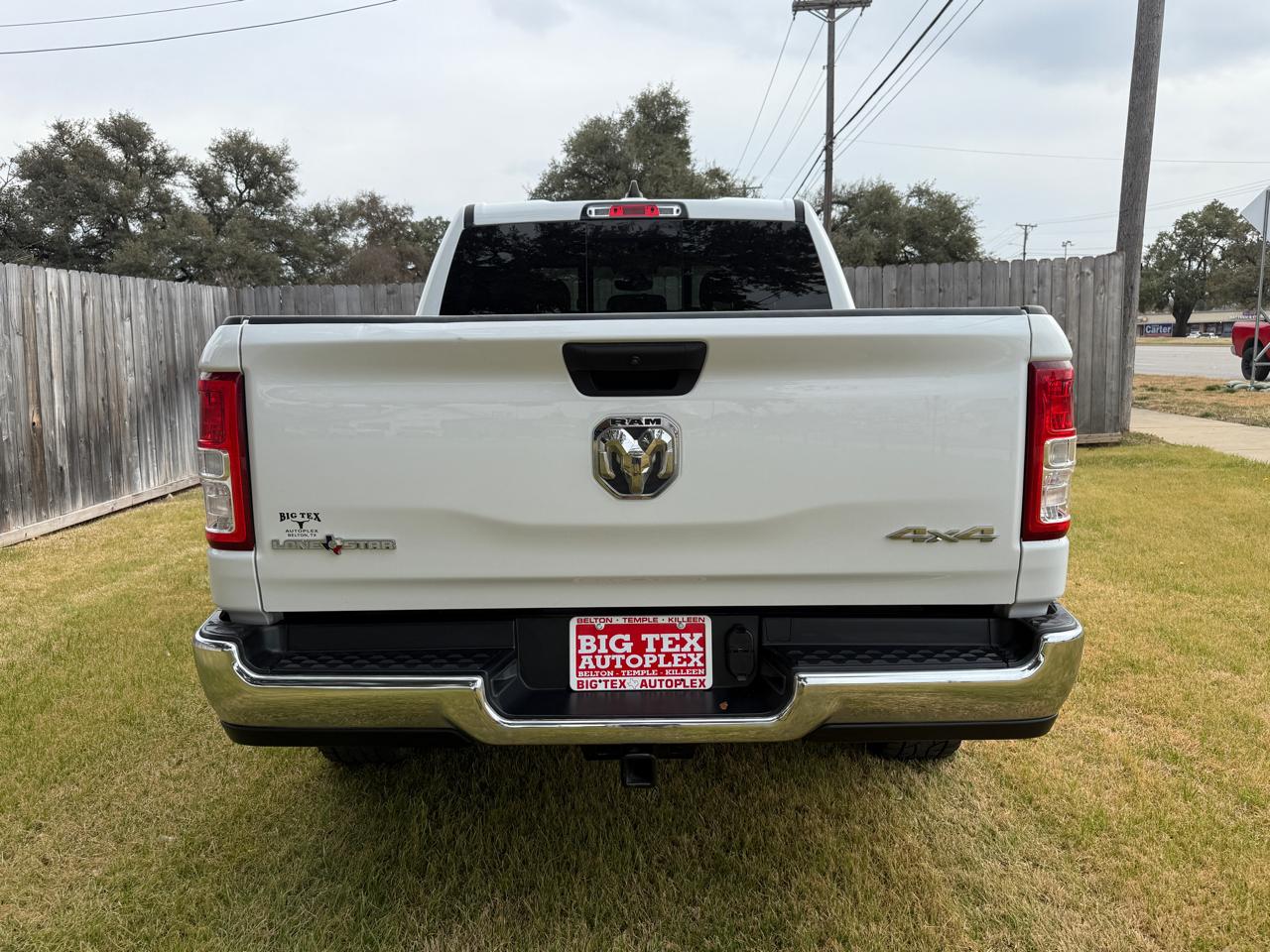 RAM 1500 Lone Star Crew Cab SB 4WD 2023