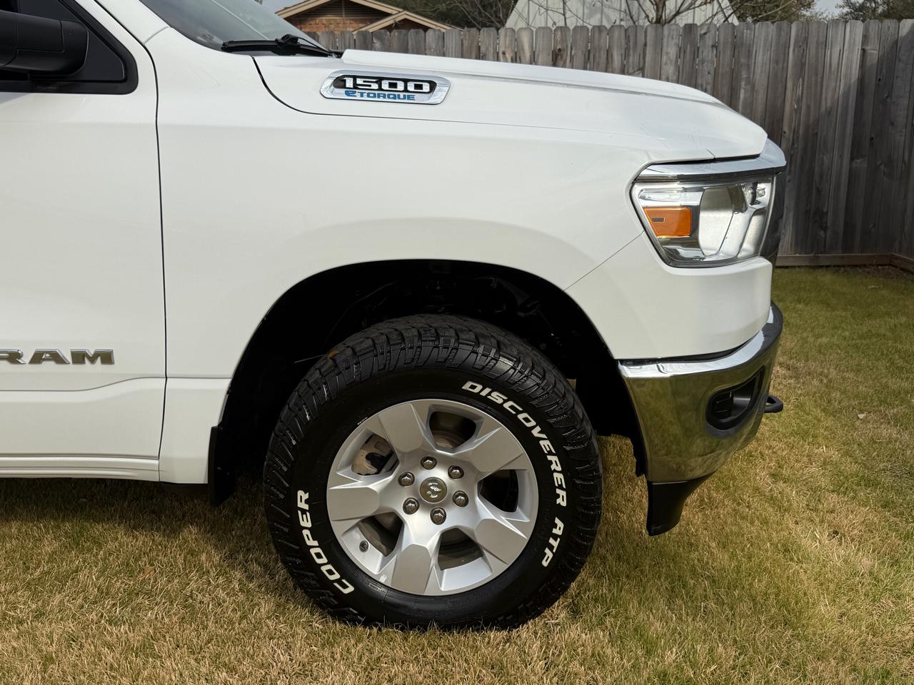 RAM 1500 Lone Star Crew Cab SB 4WD 2023