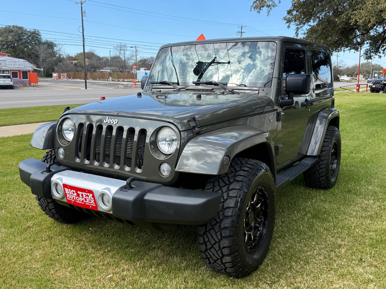 Jeep Wrangler Sahara 4WD 2015