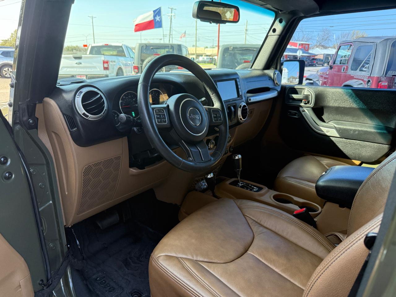 Jeep Wrangler Sahara 4WD 2015