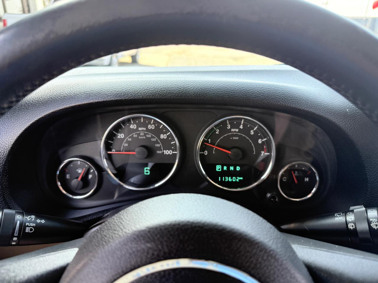 Jeep Wrangler Sahara 4WD 2015