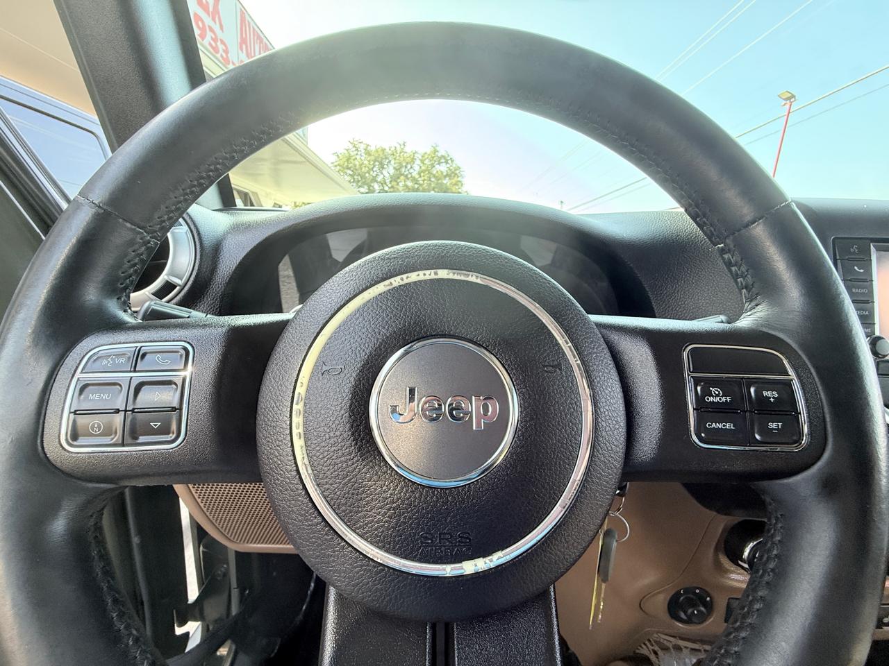 Jeep Wrangler Sahara 4WD 2015