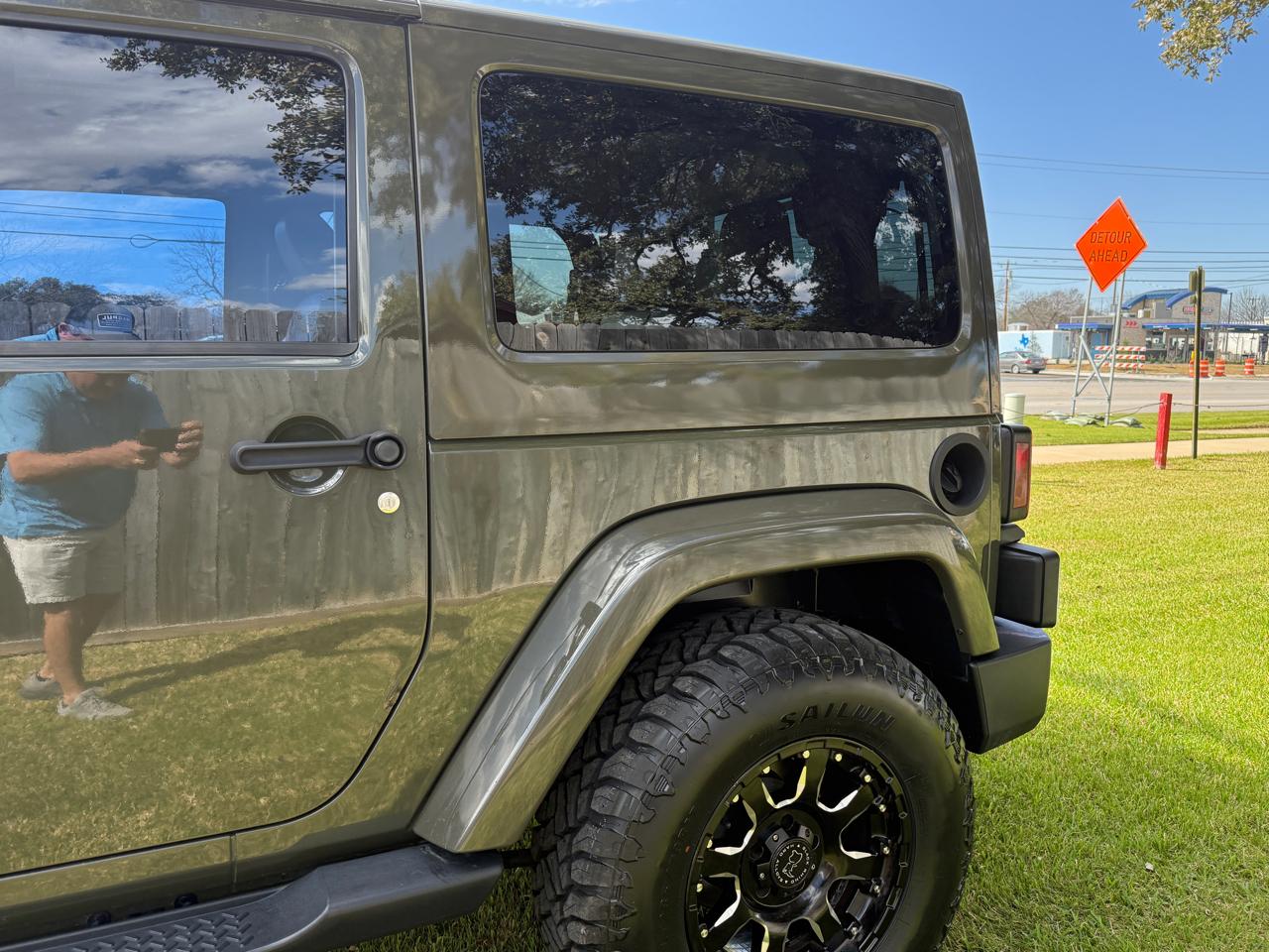 Jeep Wrangler Sahara 4WD 2015