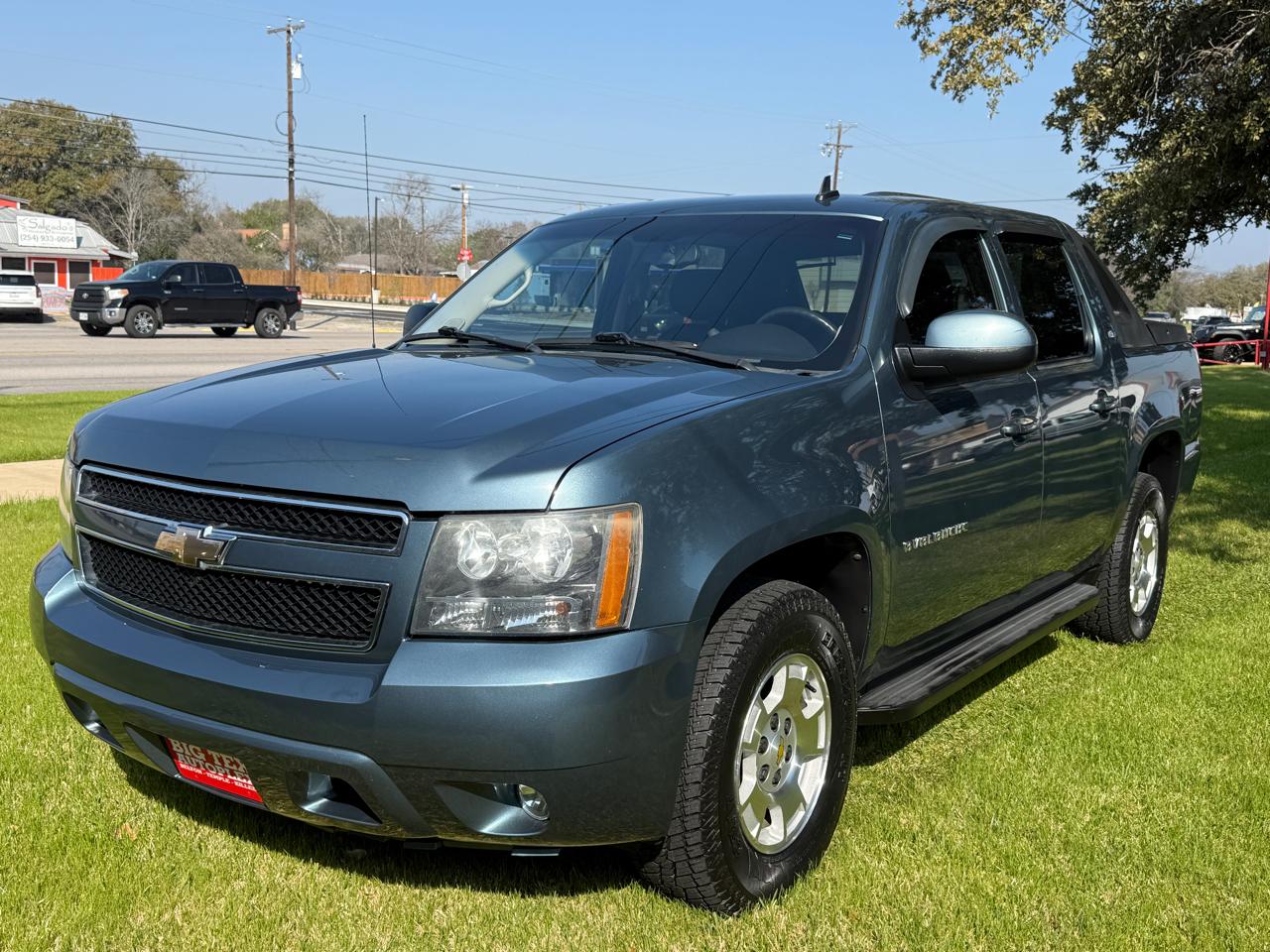 Chevrolet Avalanche LT 2WD 2010