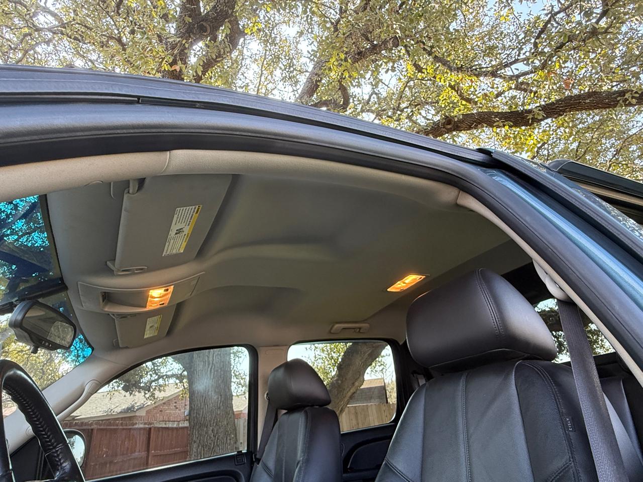 Chevrolet Avalanche LT 2WD 2010