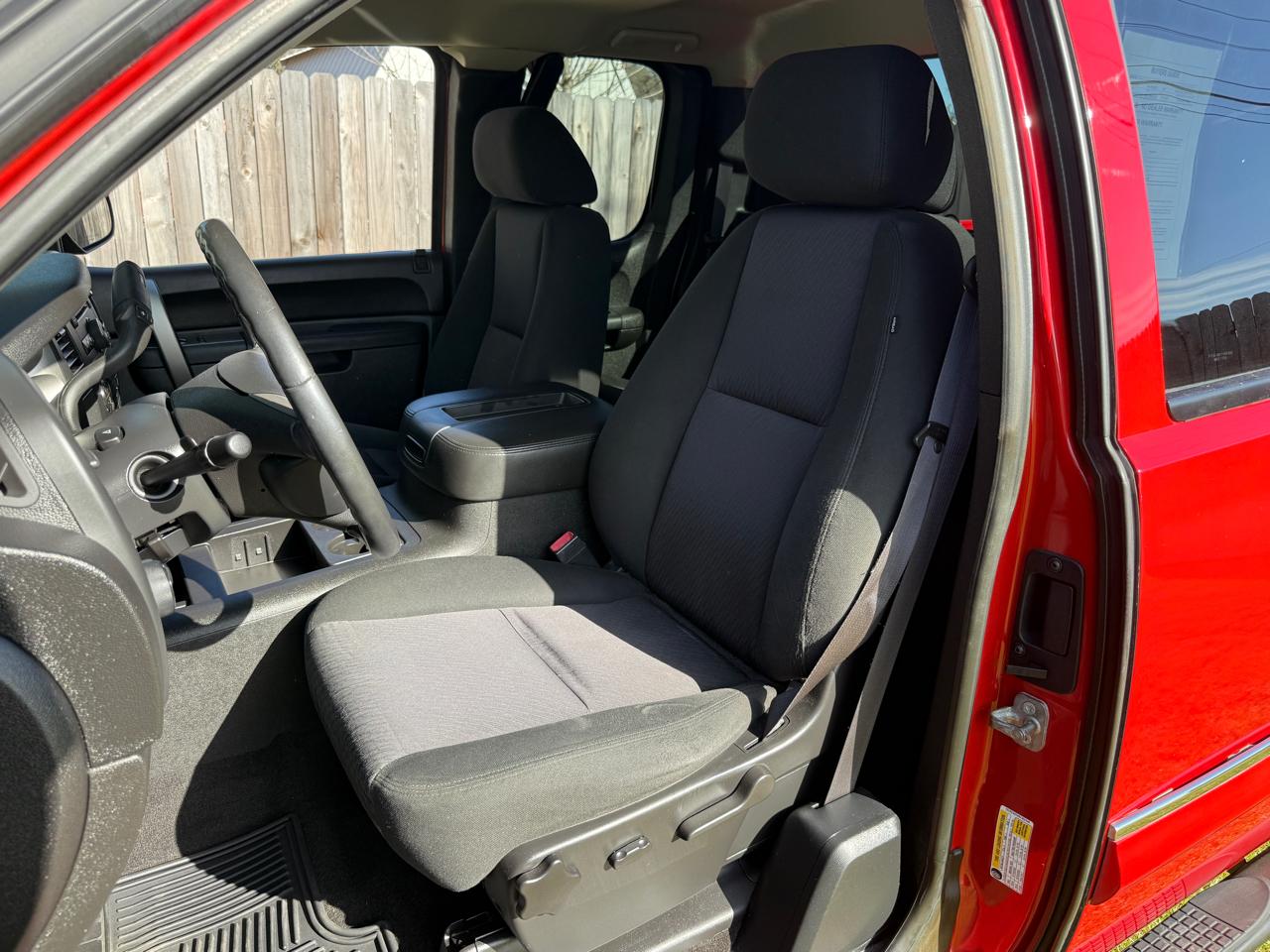 Chevrolet Silverado 1500 LT Ext. Cab 2WD 2011