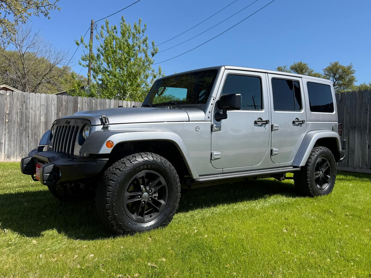 2016 Jeep Wrangler Unlimited Sahara 4WD