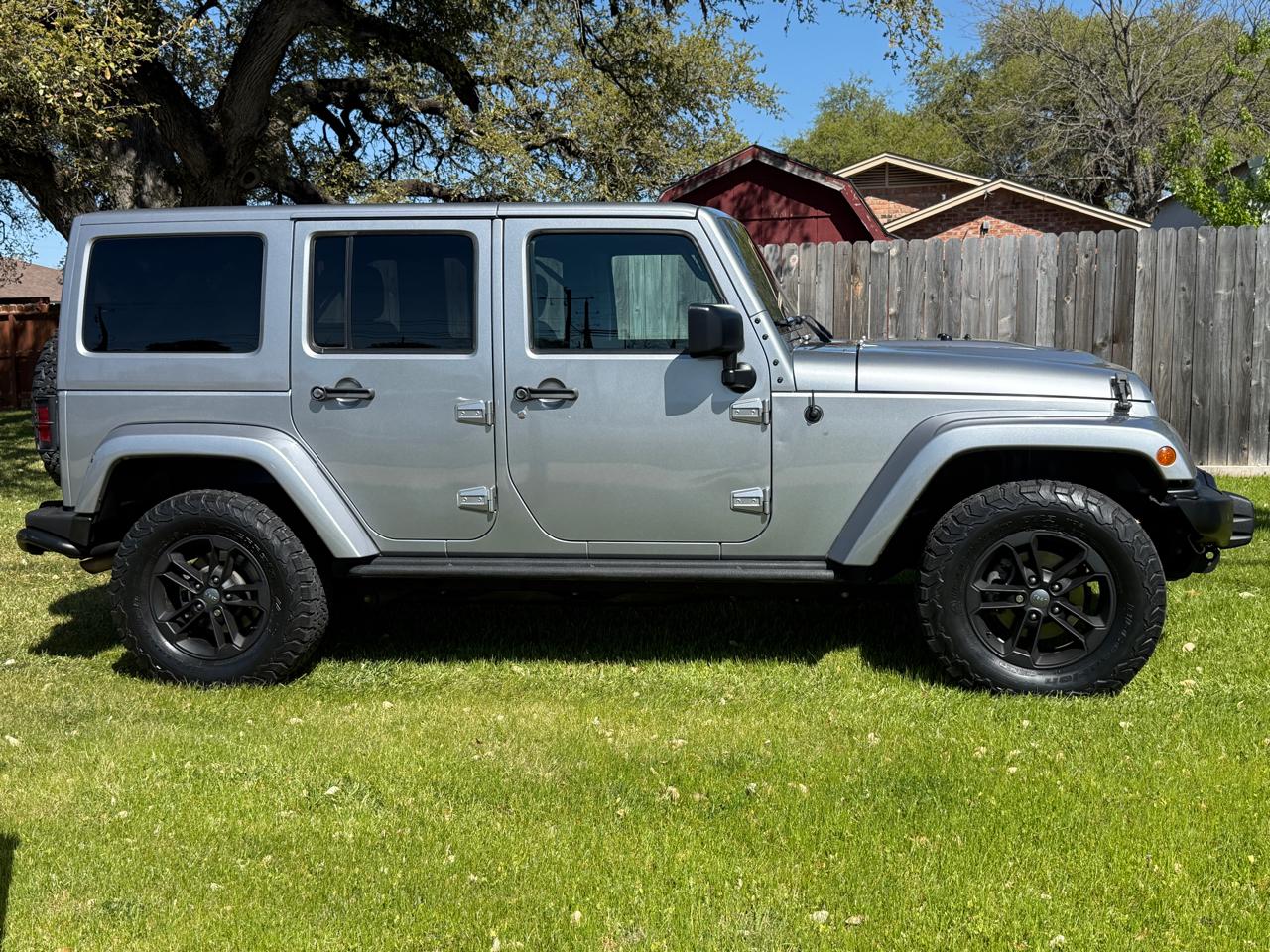 Jeep Wrangler Unlimited Sahara 4WD 2016