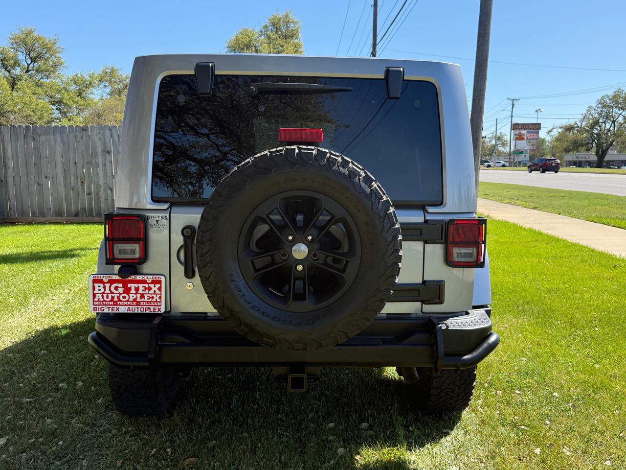Jeep Wrangler Unlimited Sahara 4WD 2016