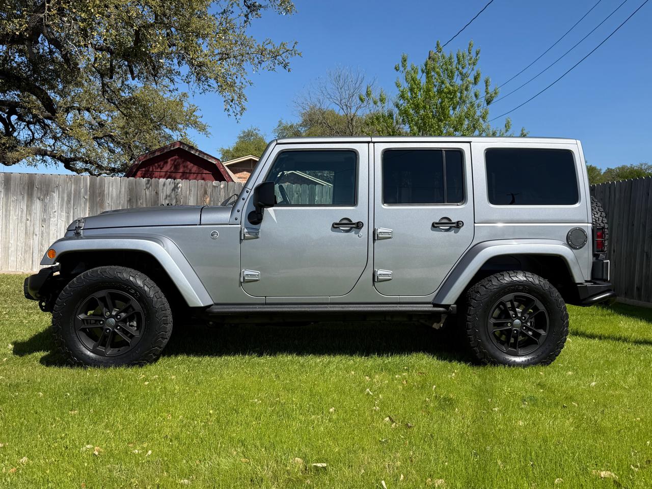 Jeep Wrangler Unlimited Sahara 4WD 2016
