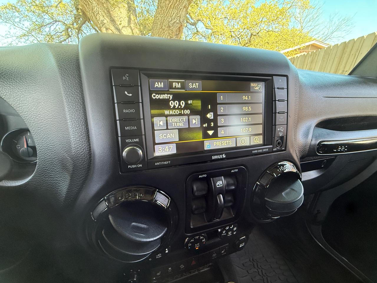 Jeep Wrangler Unlimited Sahara 4WD 2016