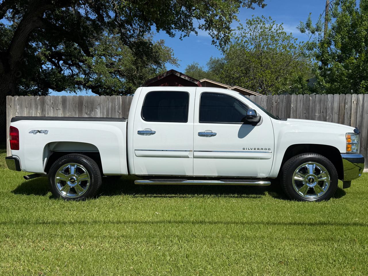 Chevrolet Silverado 1500 LT Crew Cab 4WD 2012