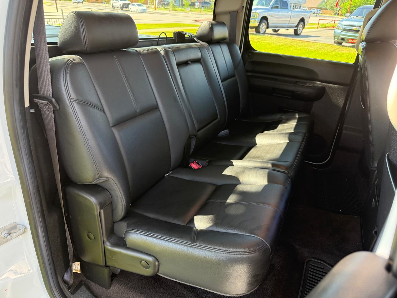 Chevrolet Silverado 1500 LT Crew Cab 4WD 2012